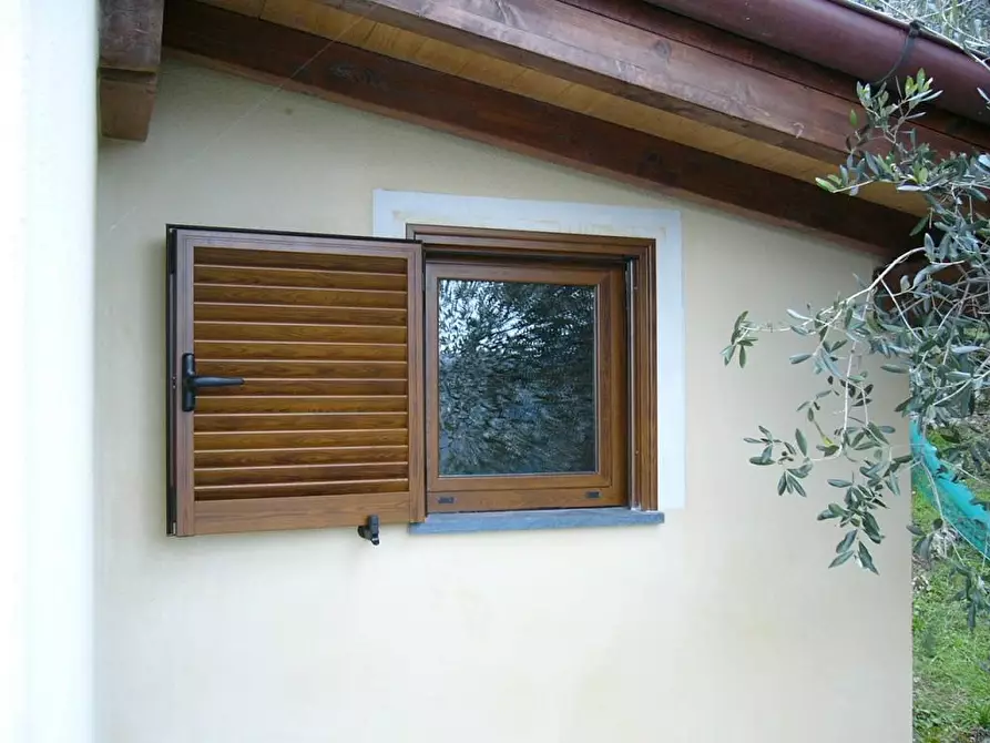 Immagine 16 di Rustico / casale in vendita  a Pietrasanta