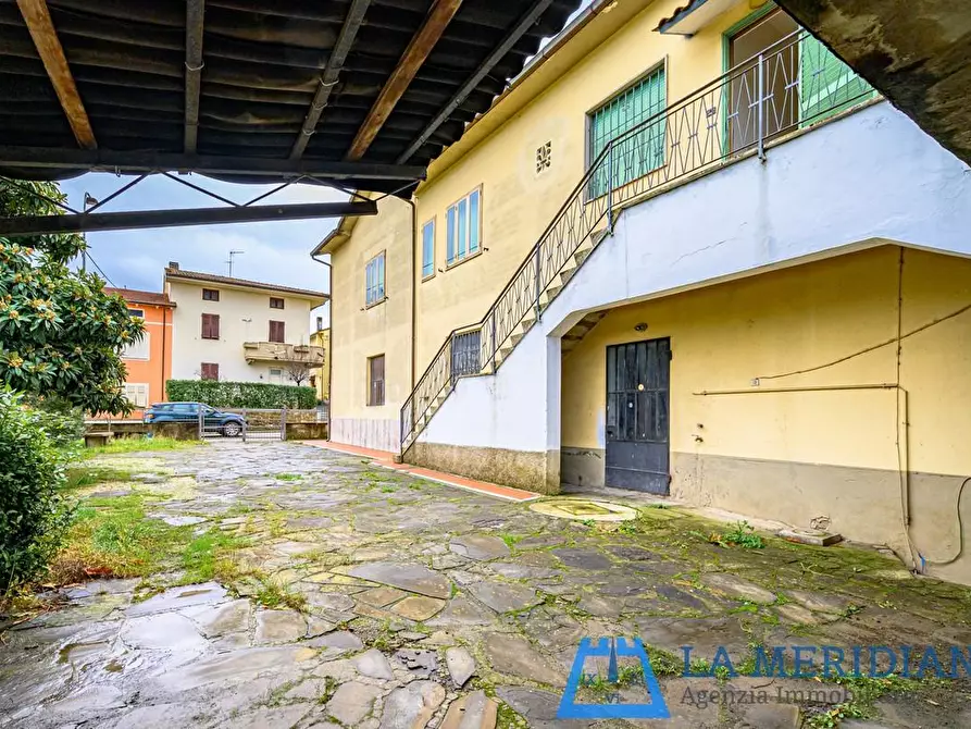 Immagine 27 di Appartamento in vendita  a Lamporecchio