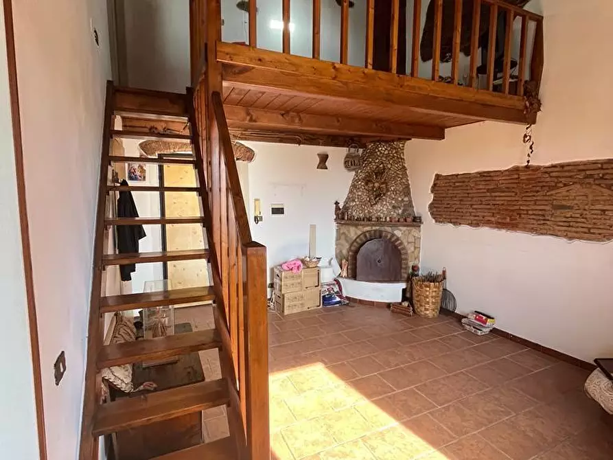 Immagine 15 di Appartamento in vendita  a Livorno