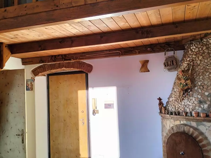 Immagine 10 di Appartamento in vendita  a Livorno