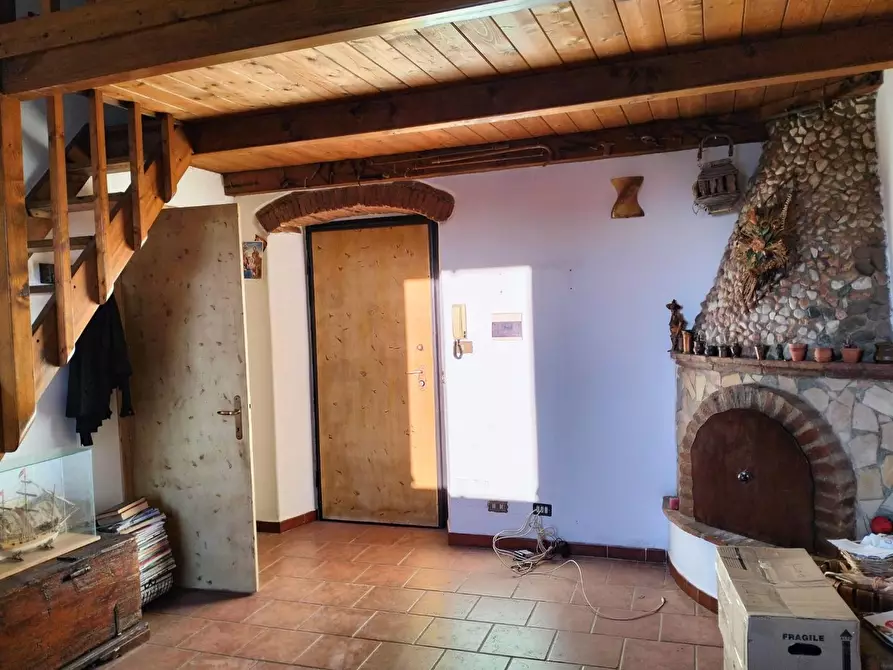 Immagine 4 di Appartamento in vendita  a Livorno