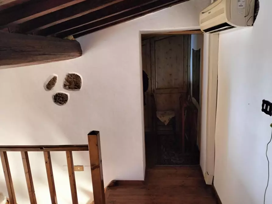 Immagine 14 di Appartamento in vendita  a Livorno