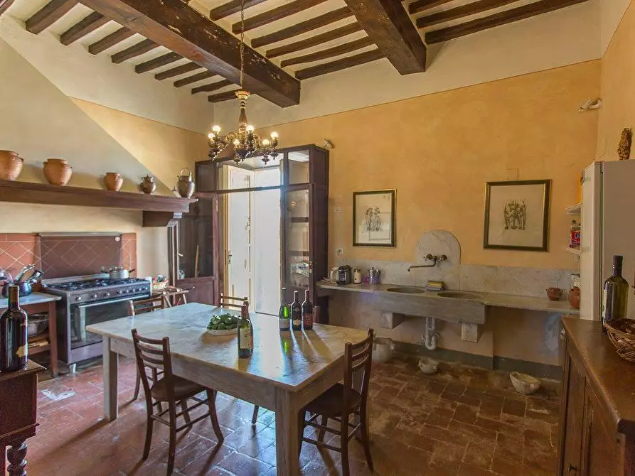 Immagine 23 di Immobile di prestigio in vendita  a Pisa