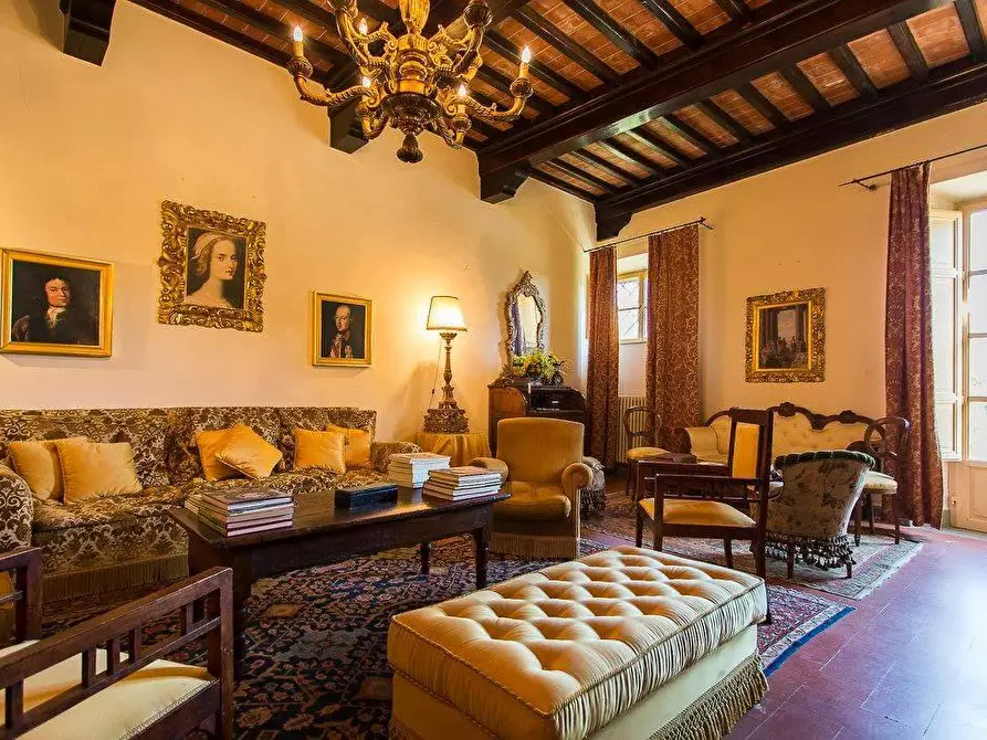 Immagine 15 di Immobile di prestigio in vendita  a Pisa