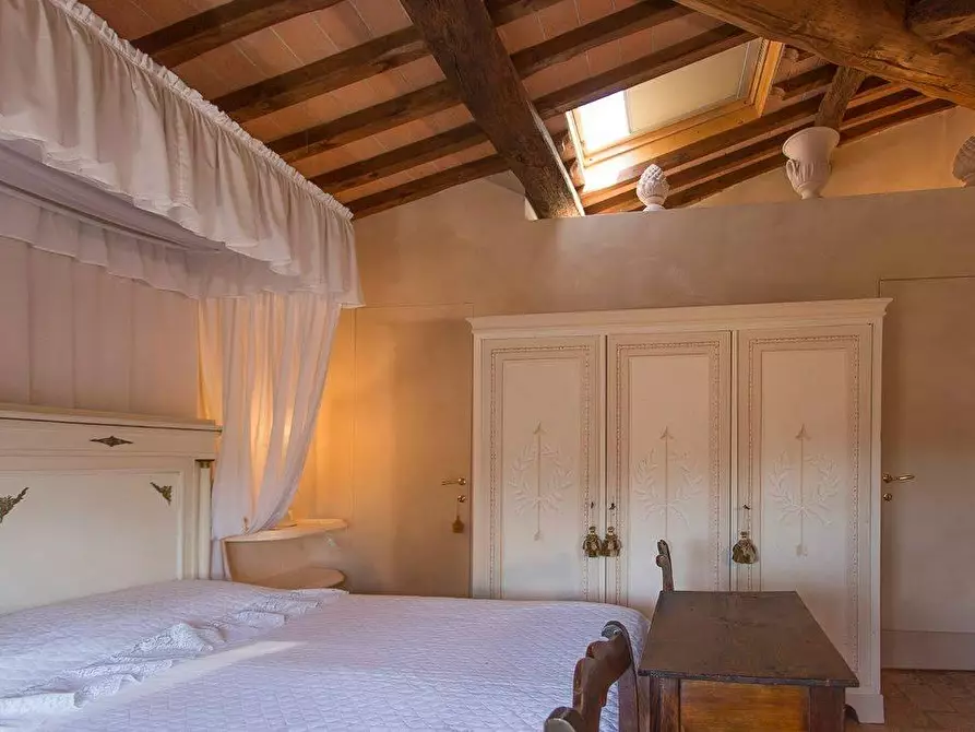 Immagine 22 di Immobile di prestigio in vendita  a Pisa