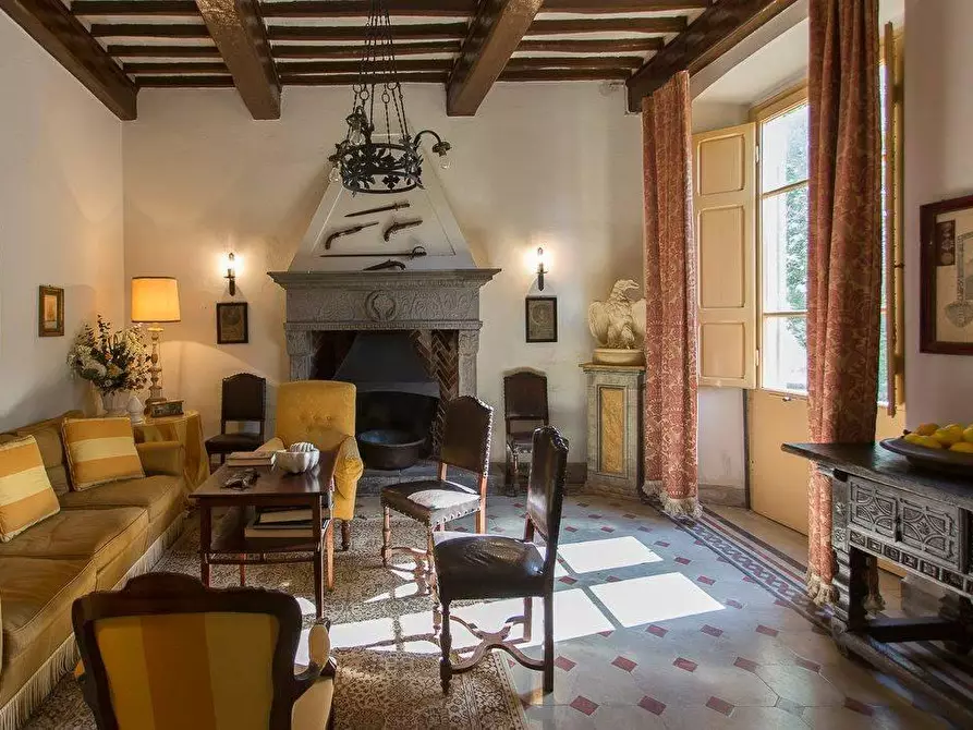 Immagine 2 di Immobile di prestigio in vendita  a Pisa