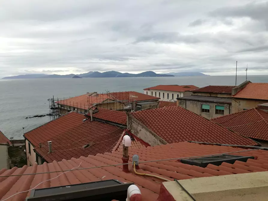 Immagine 17 di Appartamento in vendita  a Piombino