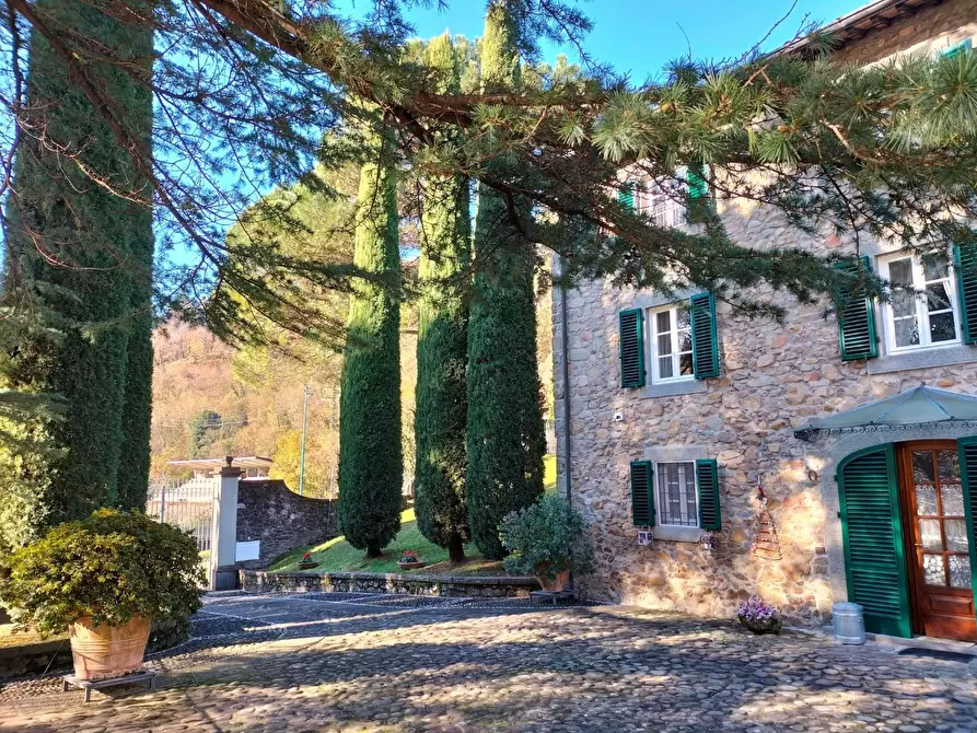 Immagine 26 di Casa indipendente in vendita  a Lucca