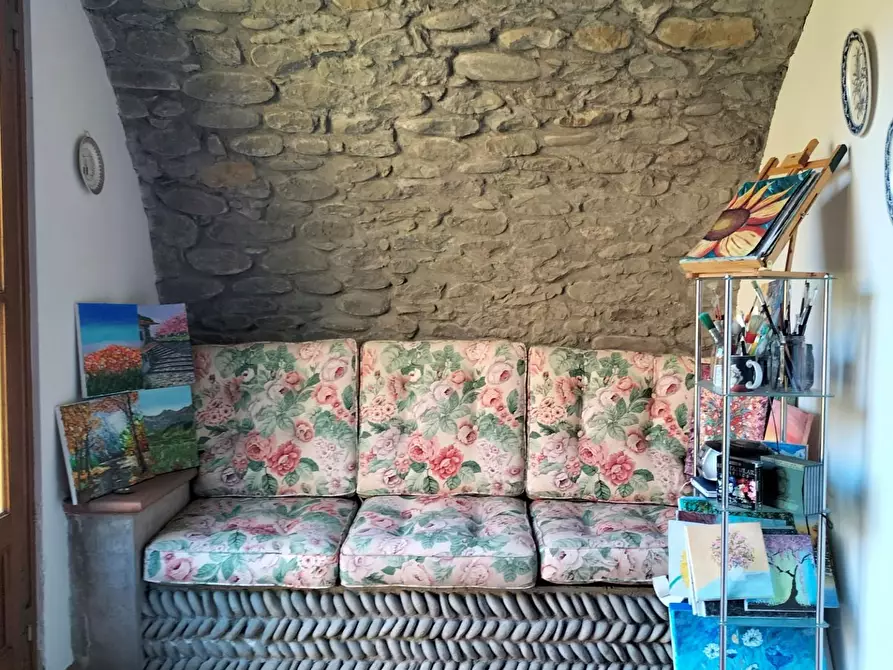 Immagine 21 di Casa indipendente in vendita  a Lucca