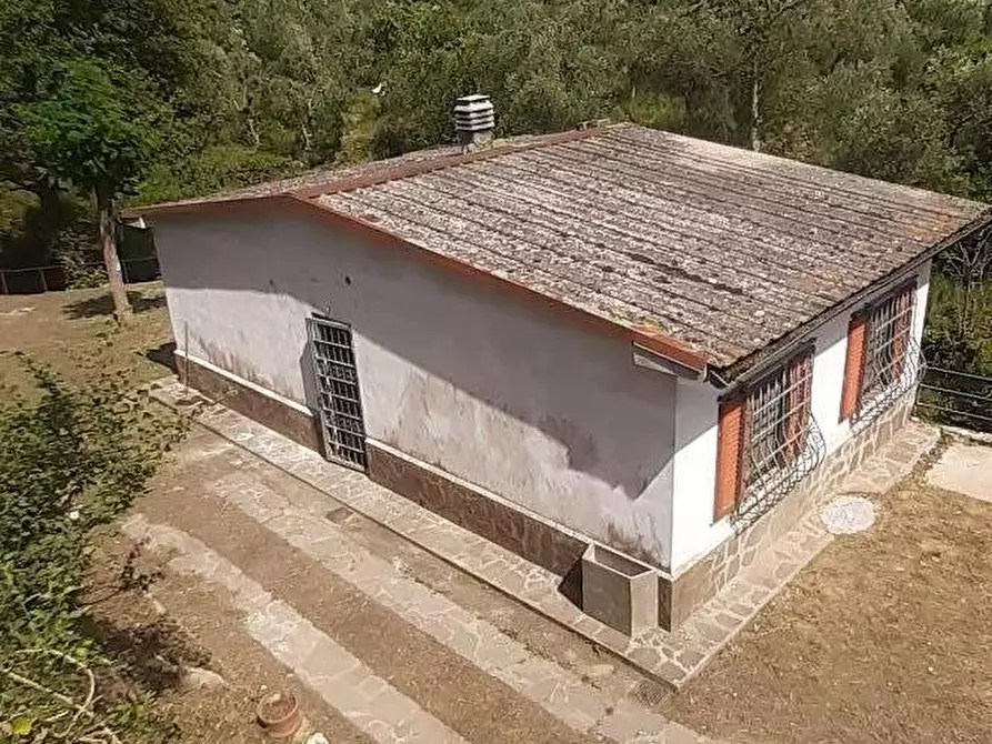 Immagine 12 di Casa indipendente in vendita  a Calci