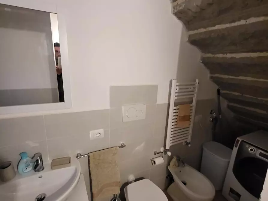 Immagine 4 di Appartamento in vendita  a Santa Maria A Monte