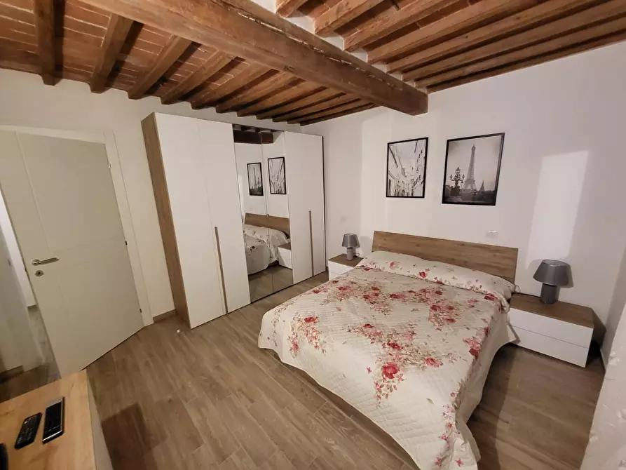 Immagine 5 di Appartamento in vendita  a Santa Maria A Monte