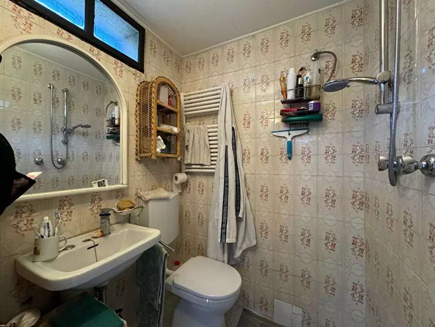 Immagine 40 di Villa in vendita  a Seravezza