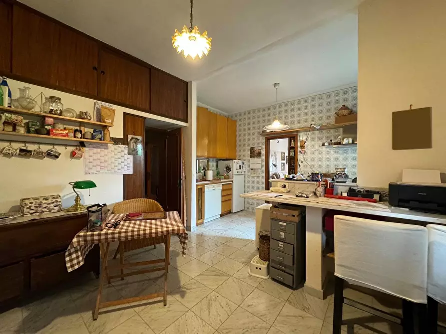 Immagine 26 di Villa in vendita  a Seravezza