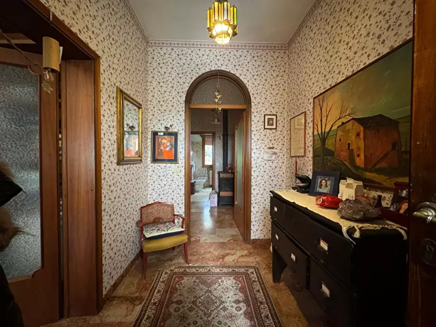 Immagine 22 di Villa in vendita  a Seravezza