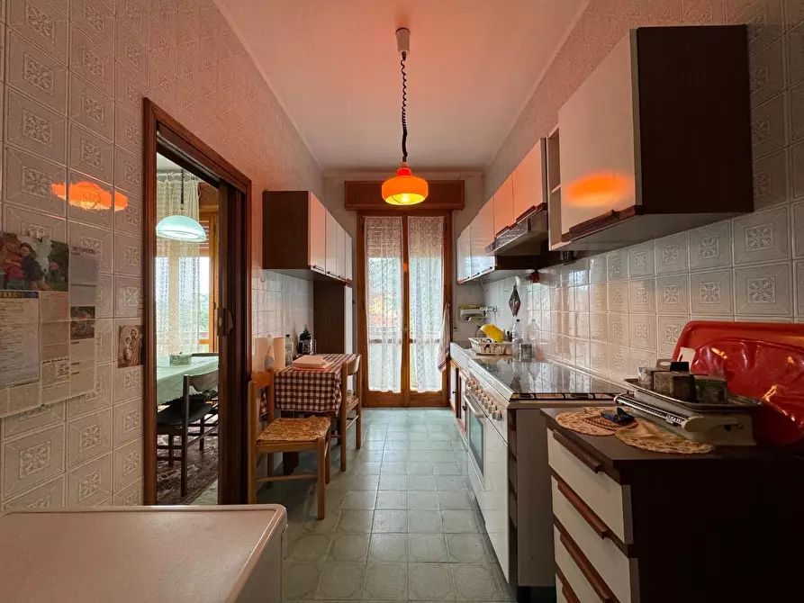 Immagine 4 di Villa in vendita  a Seravezza