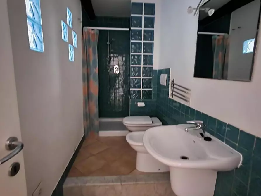 Immagine 10 di Appartamento in vendita  a Carrara