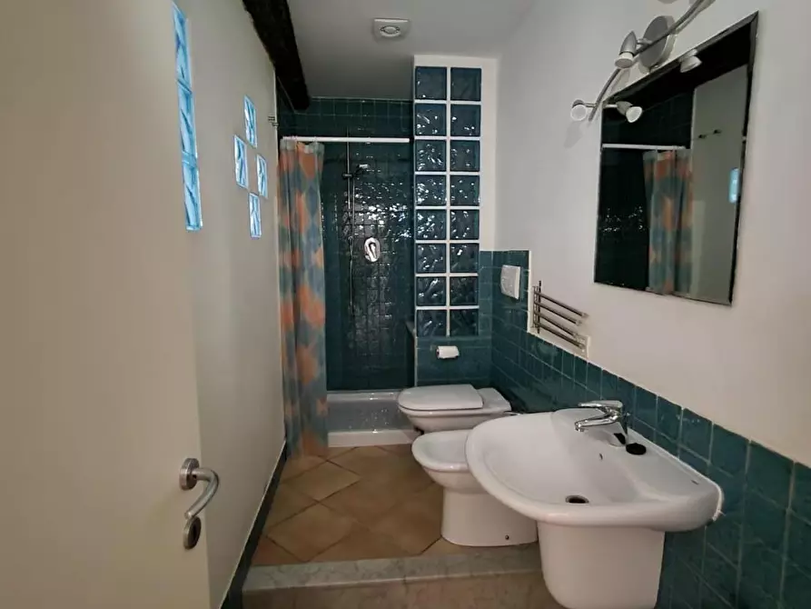 Immagine 3 di Appartamento in vendita  a Carrara