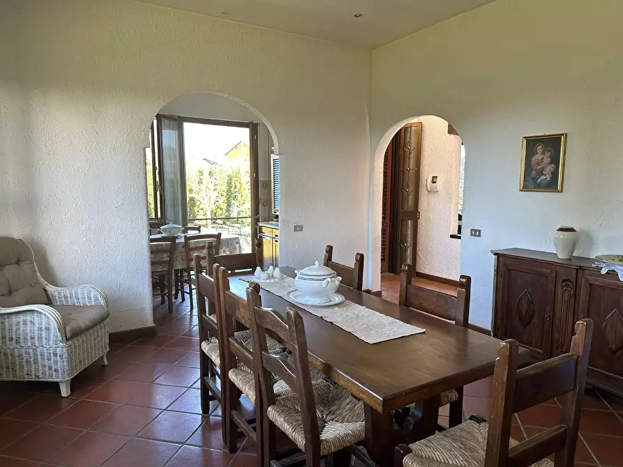 Immagine 14 di Villa in vendita  a Capannori