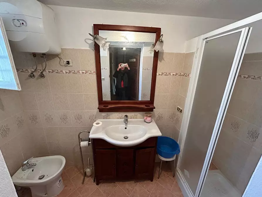 Immagine 48 di Palazzo in vendita  a Peccioli