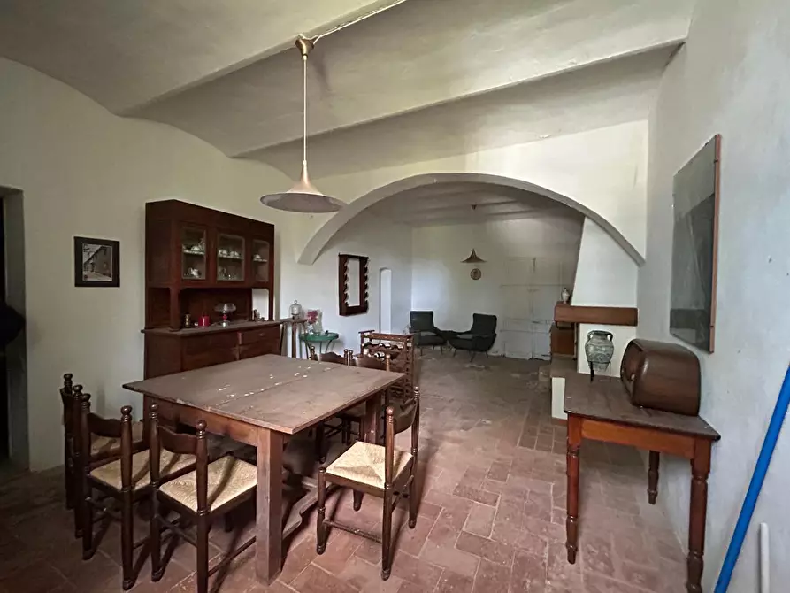 Immagine 31 di Palazzo in vendita  a Peccioli