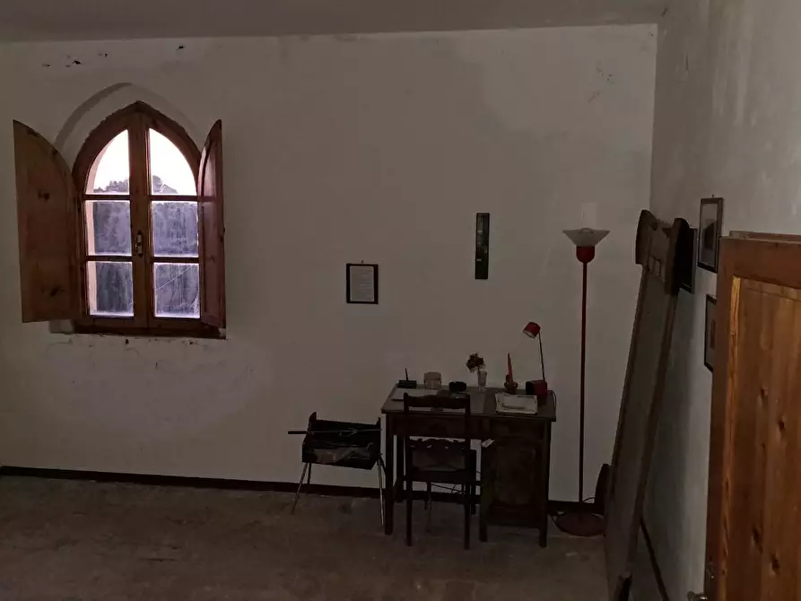 Immagine 60 di Palazzo in vendita  a Peccioli