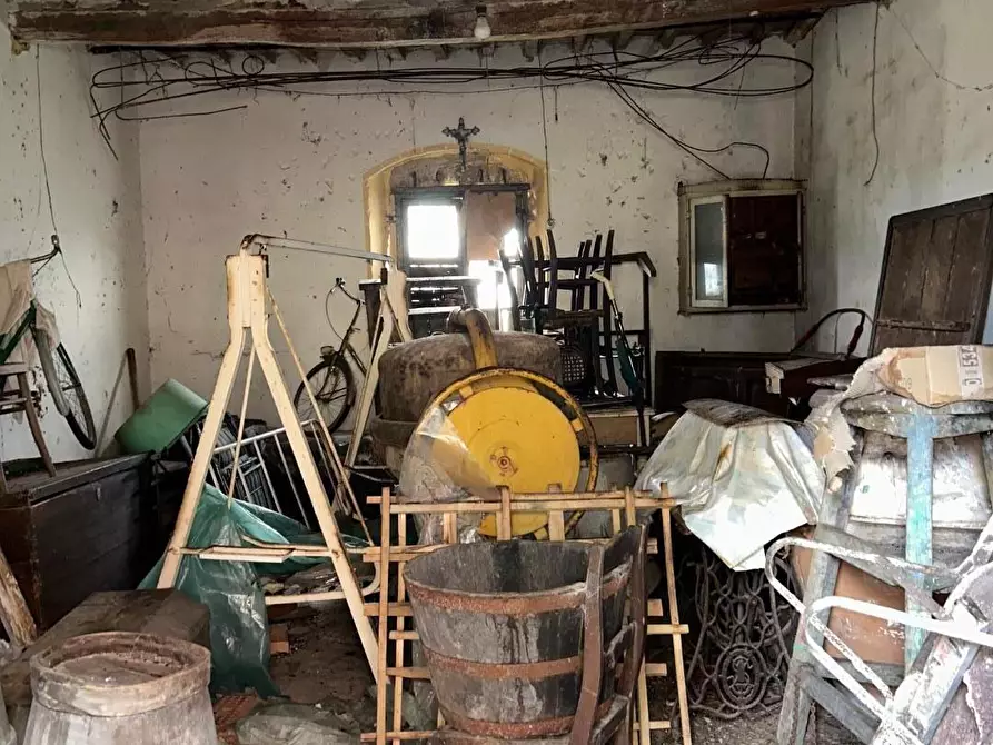 Immagine 50 di Palazzo in vendita  a Peccioli