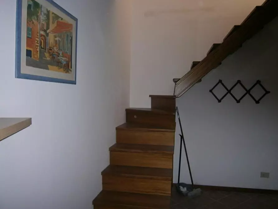 Immagine 6 di Appartamento in affitto  a Carrara