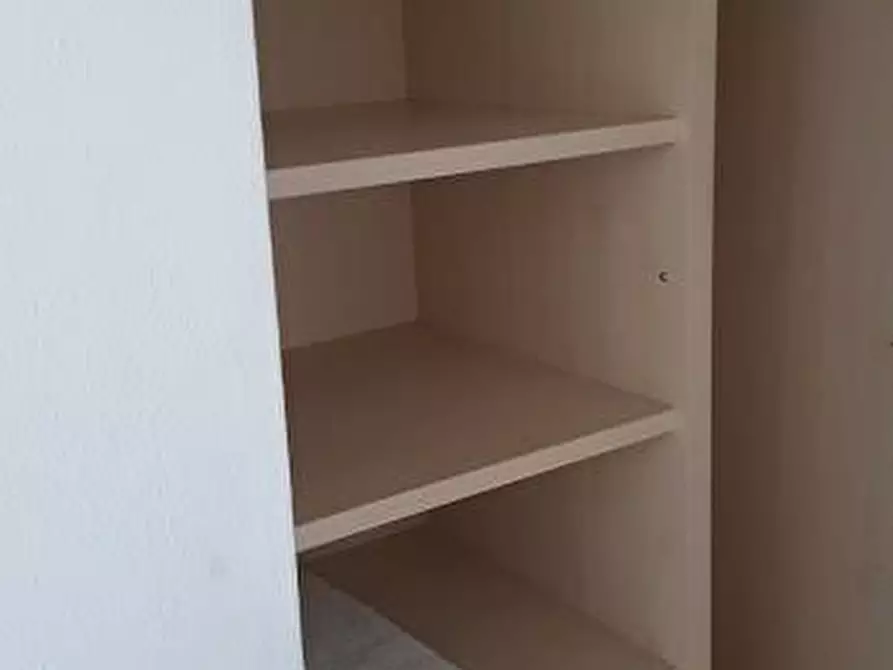 Immagine 8 di Appartamento in affitto  a Carrara