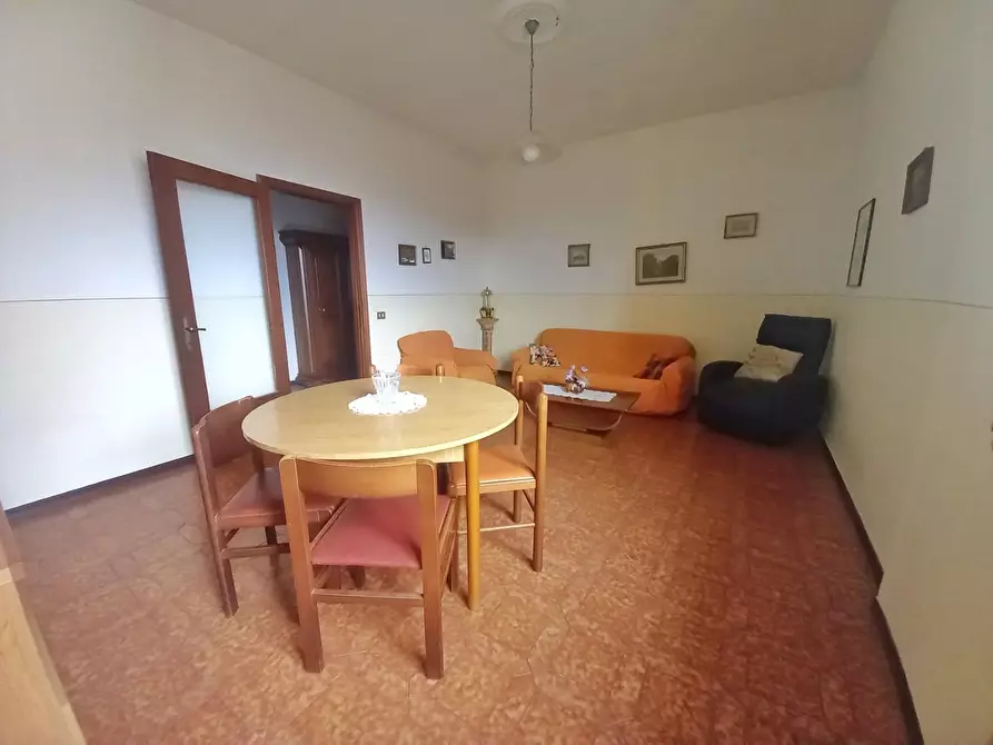 Immagine 17 di Appartamento in vendita  a Castelfiorentino