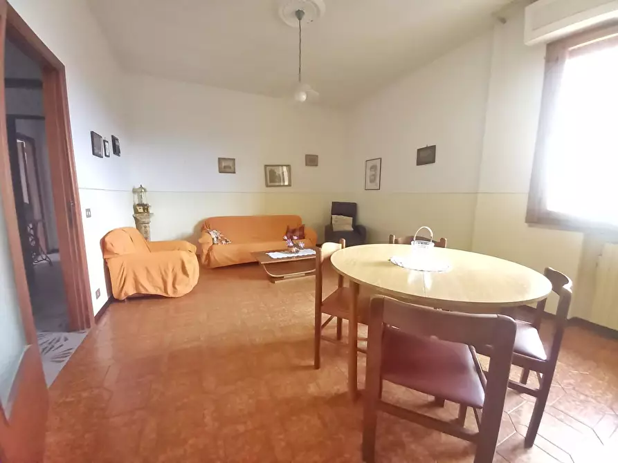 Immagine 15 di Appartamento in vendita  a Castelfiorentino