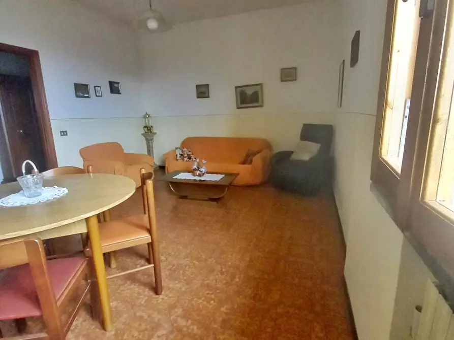 Immagine 18 di Appartamento in vendita  a Castelfiorentino