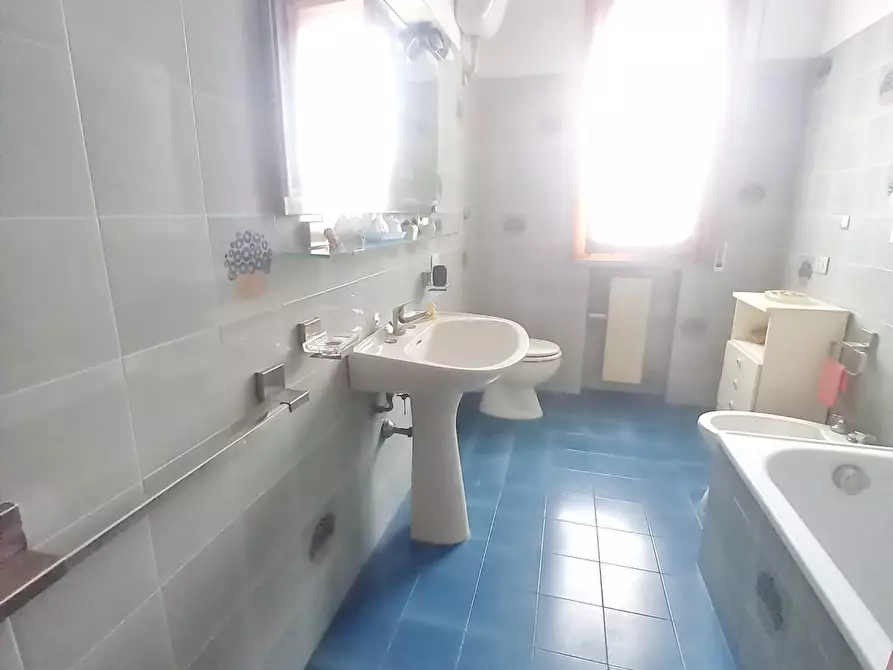 Immagine 34 di Appartamento in vendita  a Castelfiorentino