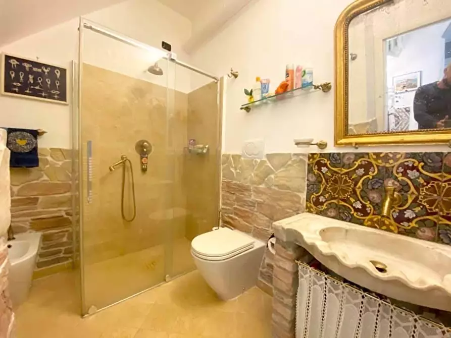 Immagine 24 di Appartamento in vendita  a Riomaggiore