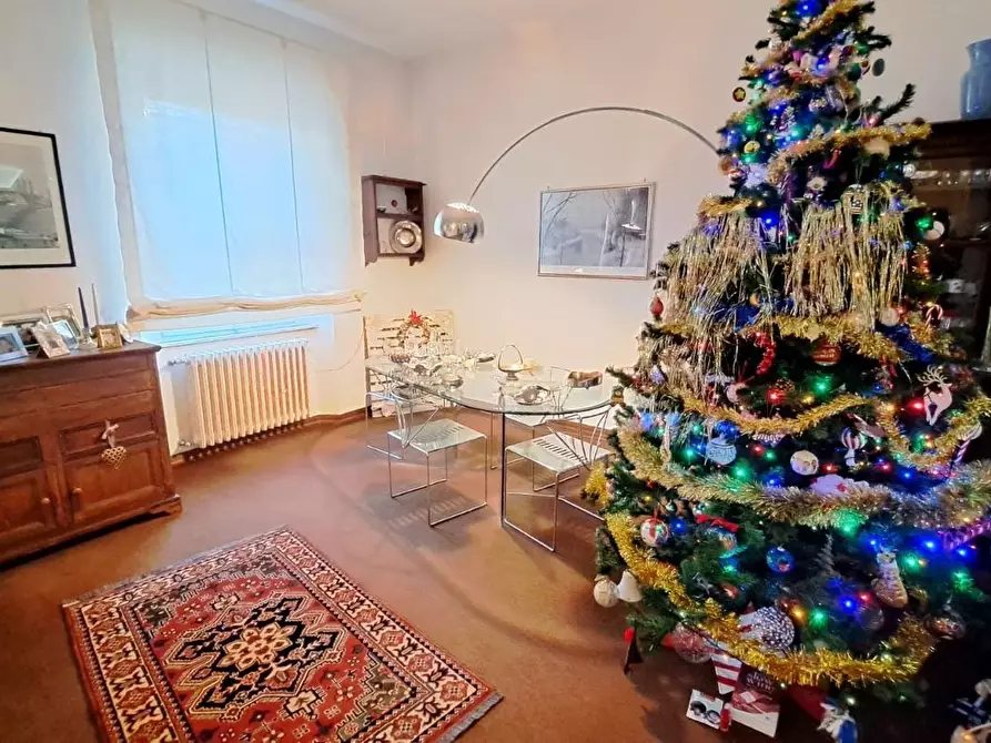 Immagine 4 di Villa in vendita  a Rosignano Marittimo