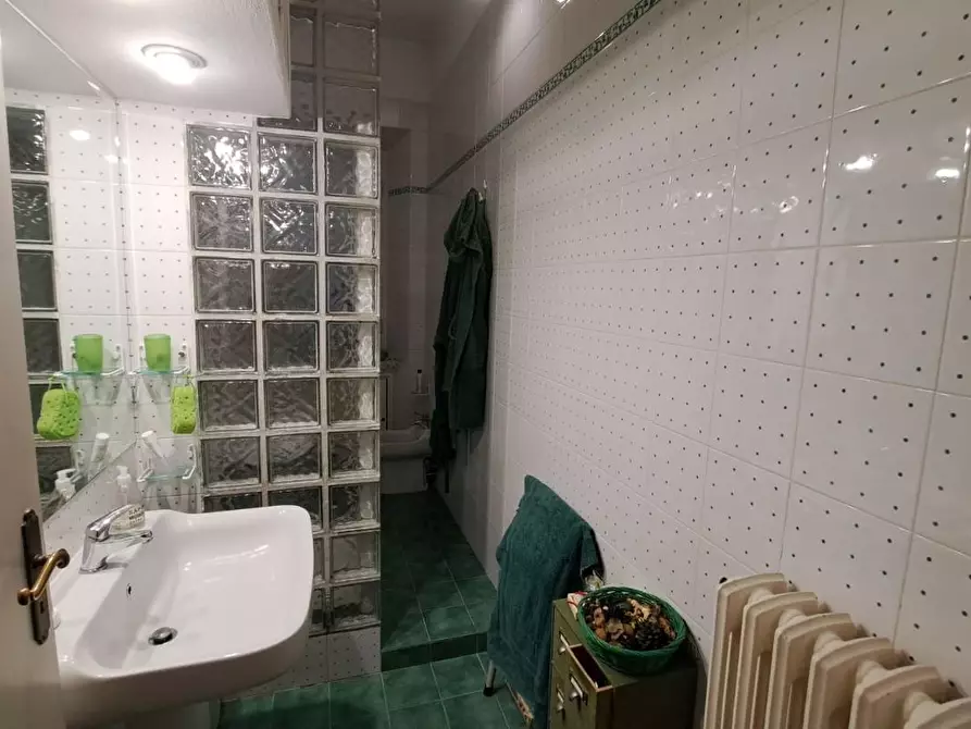 Immagine 11 di Villa in vendita  a Rosignano Marittimo