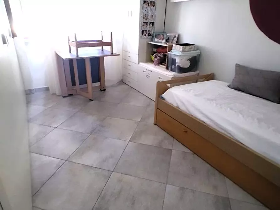 Immagine 15 di Appartamento in vendita  a Carrara