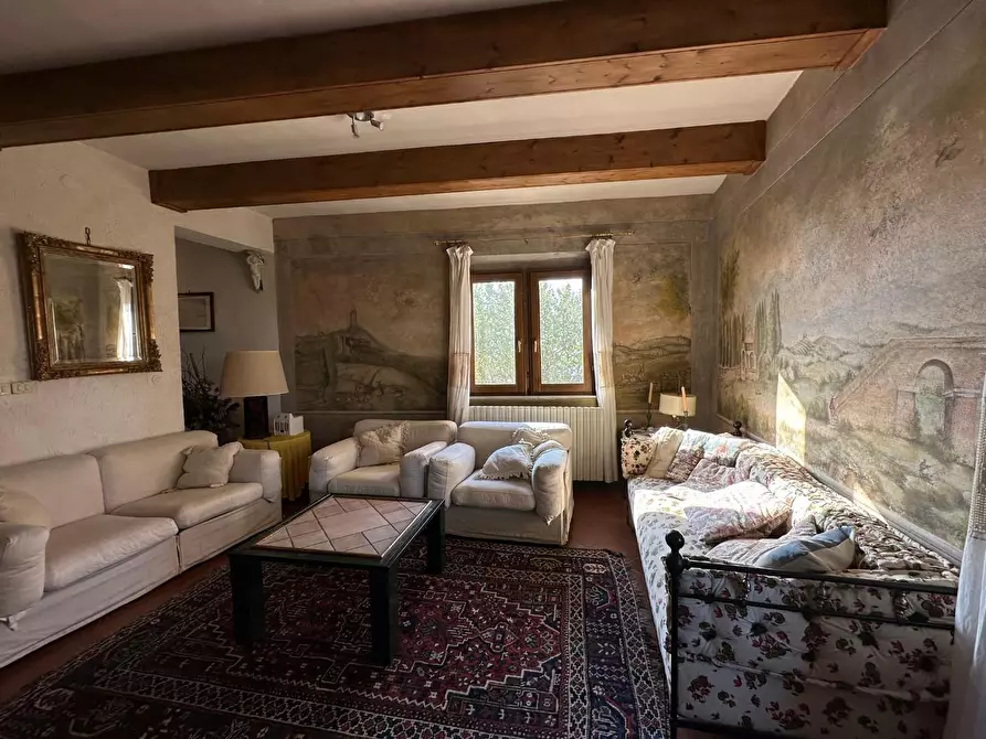 Immagine 1 di Villa in vendita  a San Miniato
