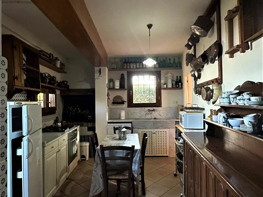 Immagine 12 di Villa in vendita  a San Miniato