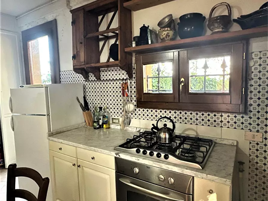 Immagine 14 di Villa in vendita  a San Miniato