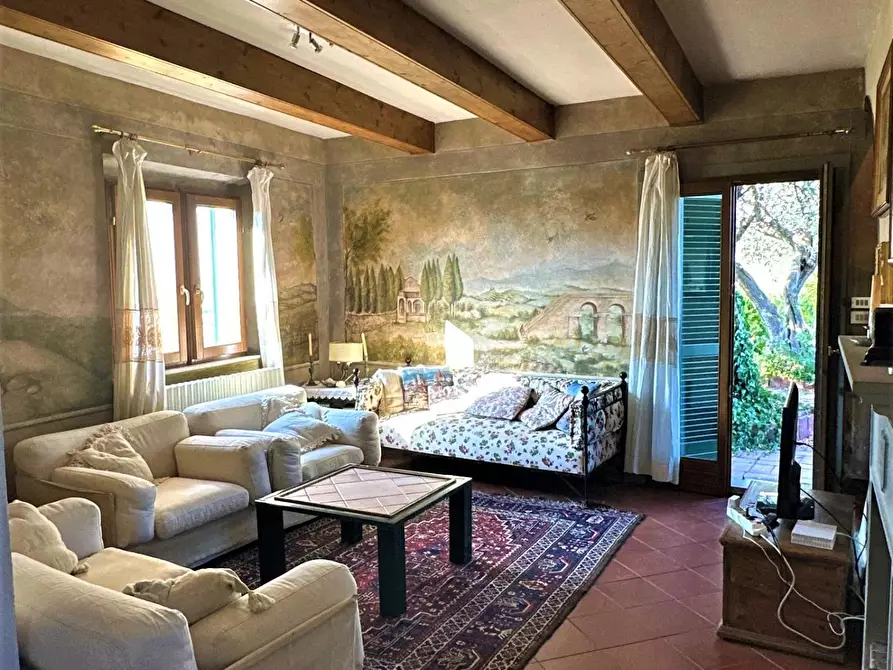 Immagine 3 di Villa in vendita  a San Miniato