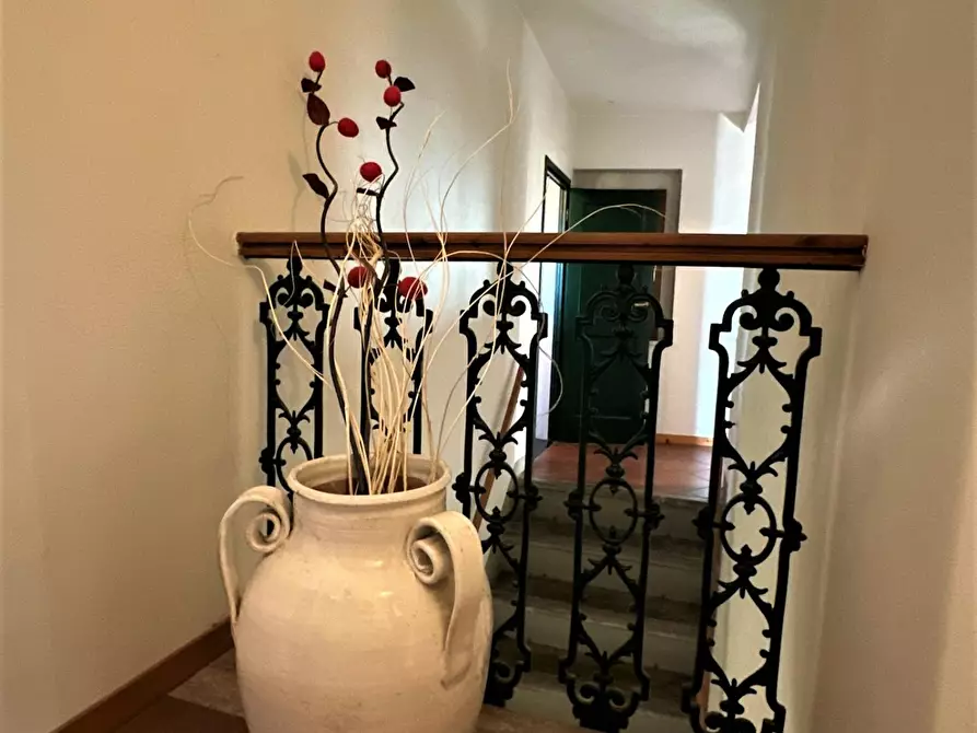 Immagine 27 di Villa in vendita  a San Miniato