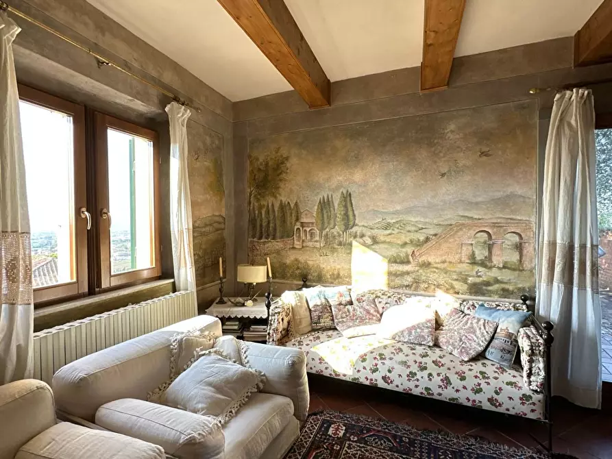 Immagine 48 di Villa in vendita  a San Miniato