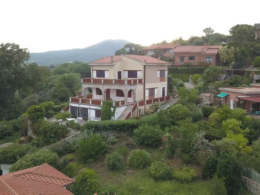 Immagine 7 di Villa in vendita  a Portoferraio