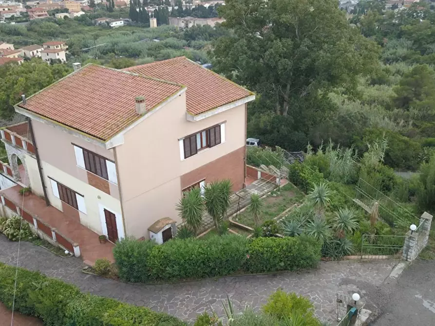 Immagine 4 di Villa in vendita  a Portoferraio