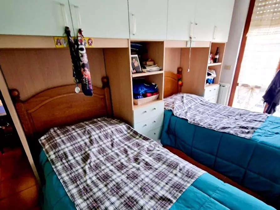 Immagine 3 di Appartamento in vendita  a Ortonovo