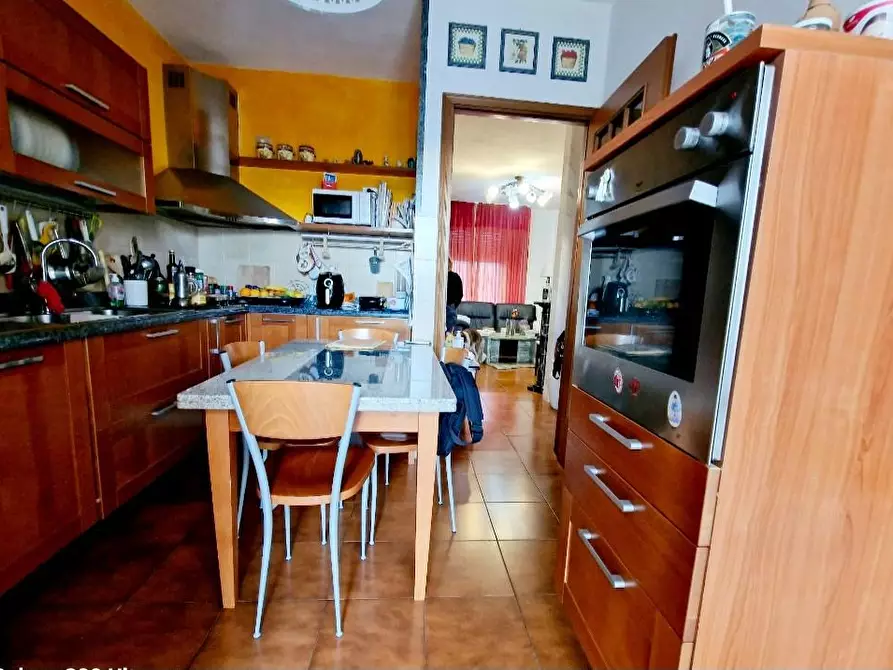 Immagine 15 di Appartamento in vendita  a Ortonovo