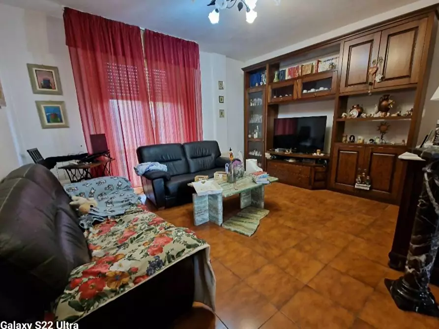 Immagine 16 di Appartamento in vendita  a Ortonovo