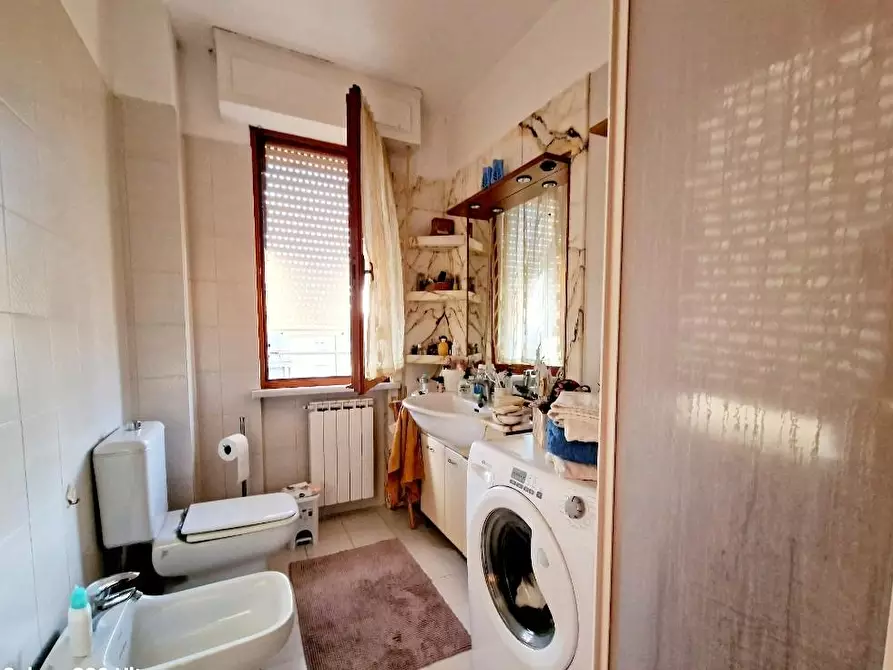 Immagine 6 di Appartamento in vendita  a Ortonovo