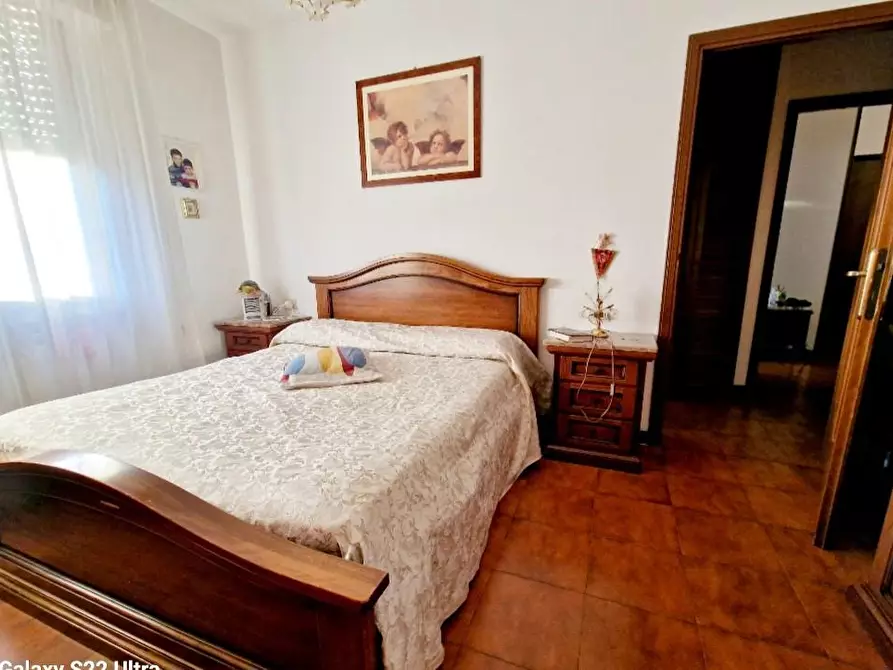 Immagine 11 di Appartamento in vendita  a Ortonovo